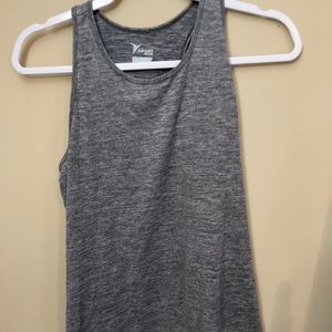 grey workout tank